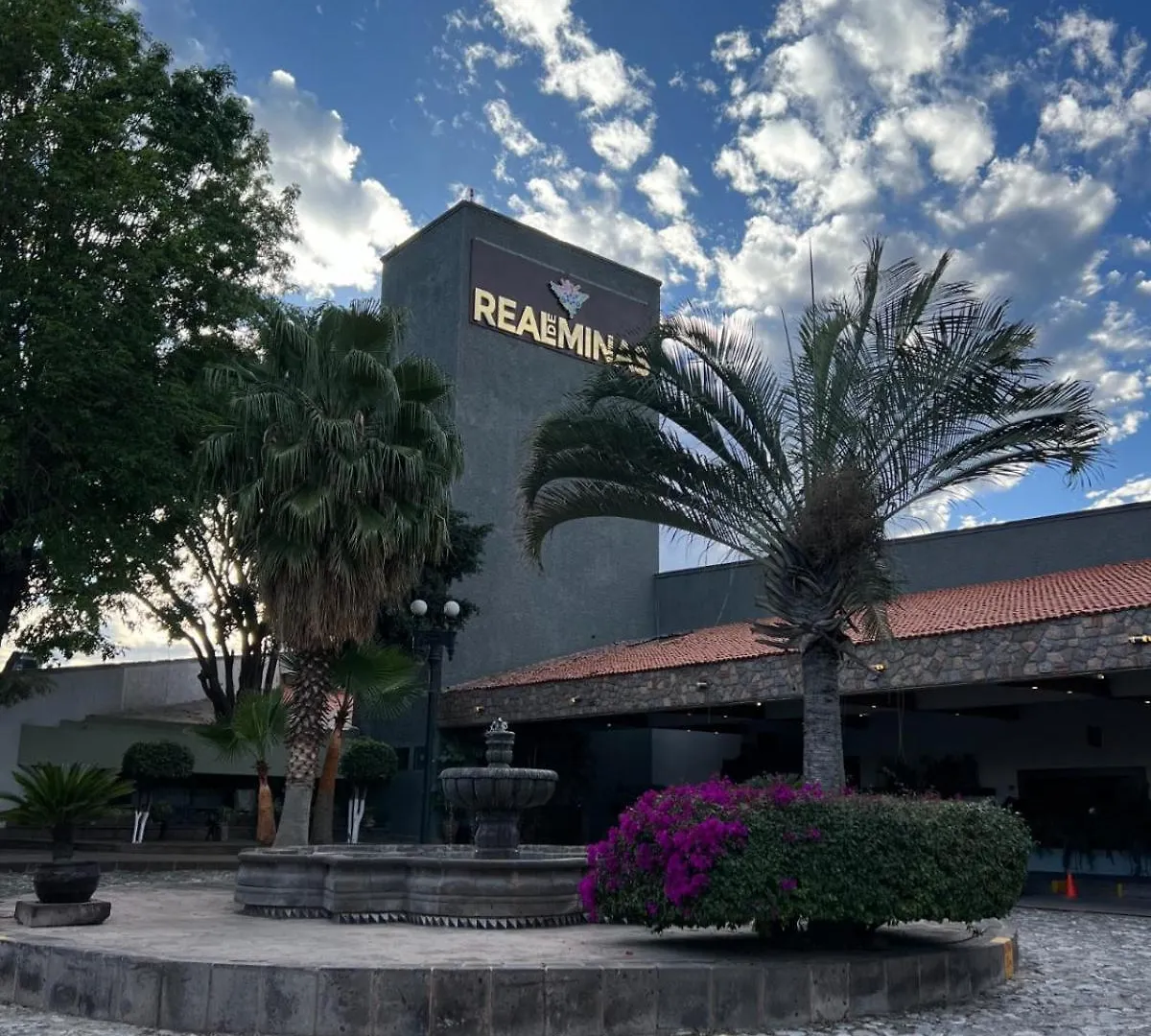 Hotel Real De Minas Tradicional location